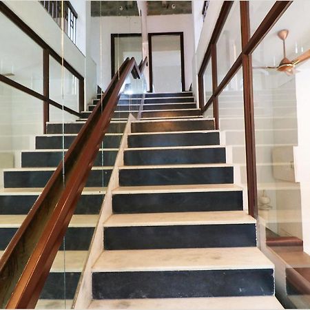 Hotel Bel Morris Нью-Делі Екстер'єр фото